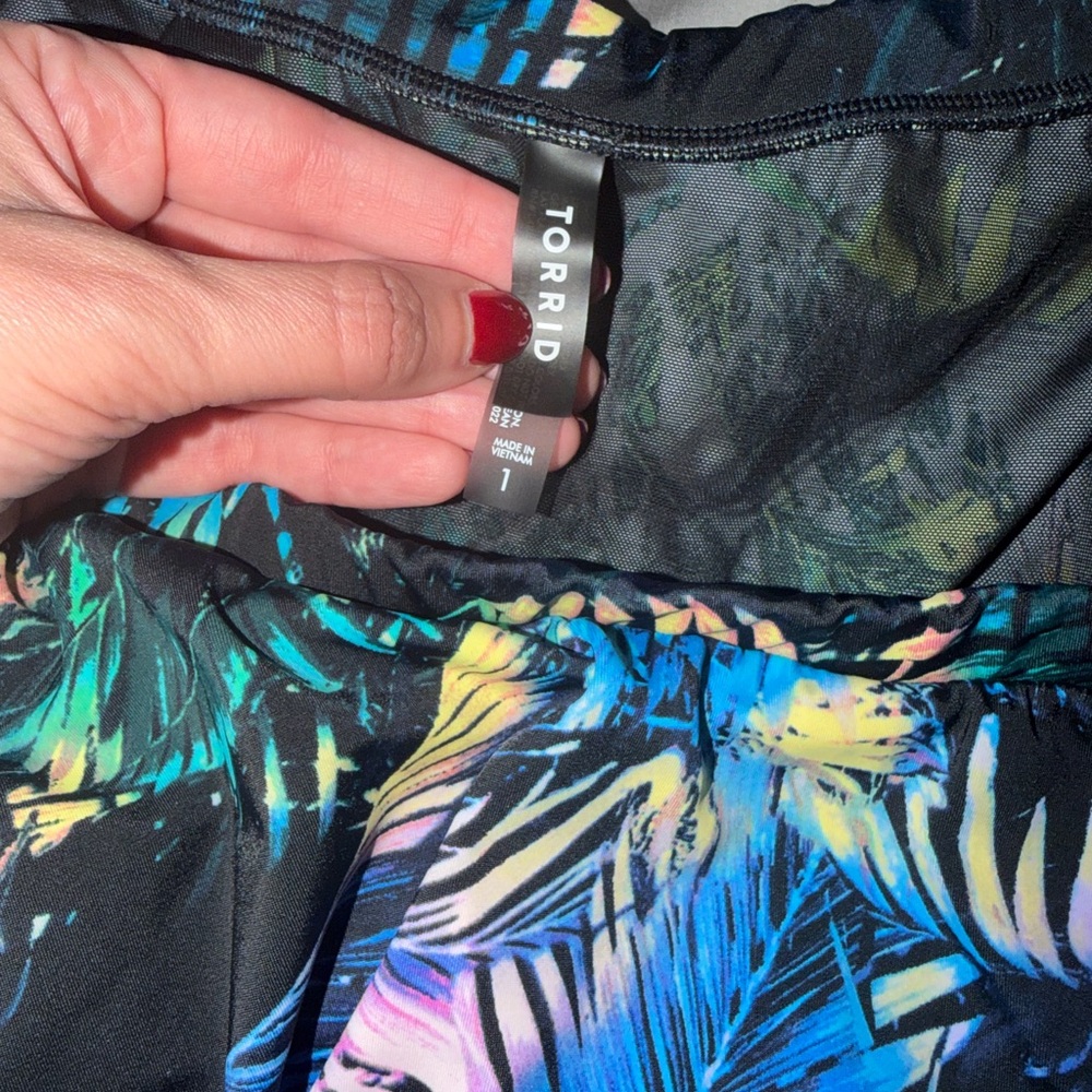 Torrid High-Rise High-Low Swim Skirt With Brief Size 1 - Picture 5 of 6